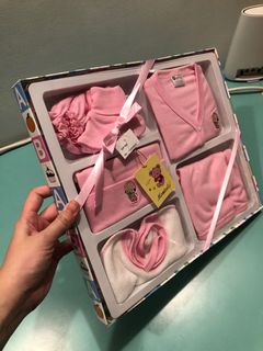 (Category: ) located in . Submitted by shoeeeeeeee (Listing ID 1125873481, Image 1). Description: .