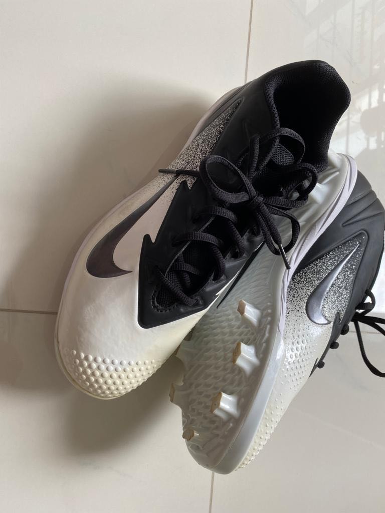 Used store nike boots