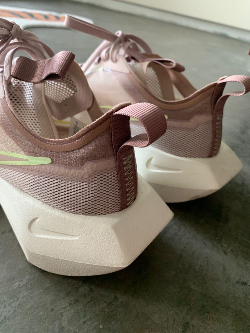 NIKE vista lite