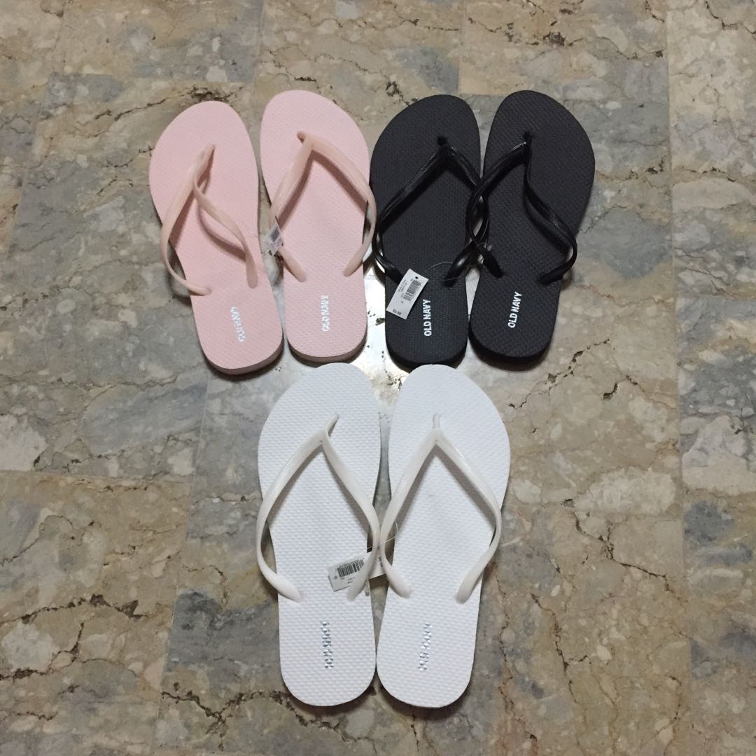 Old navy 2024 ladies slippers