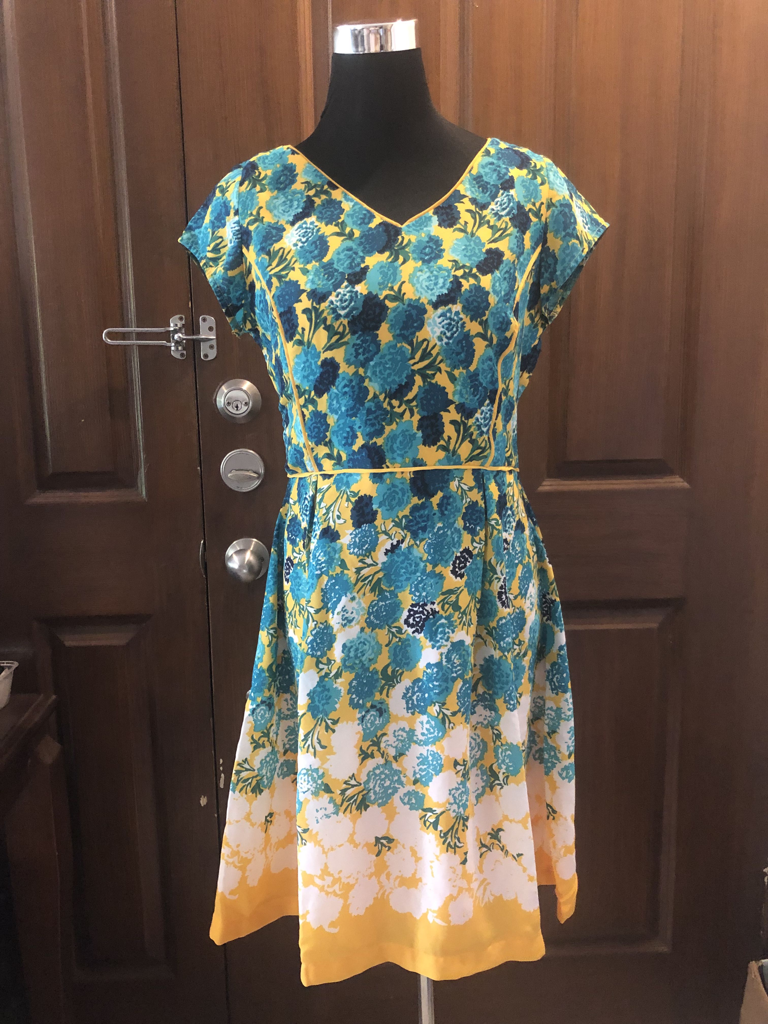 Paper dolls Floral Dress, Women's Fashion, Dresses & Sets, Dresses on