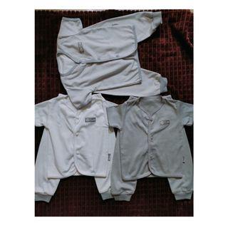 Preloved FLUFFY BABY set atasan dan celana 3 pcs ukuran M 6-9 bulan