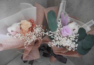 Preserved flower bouquet