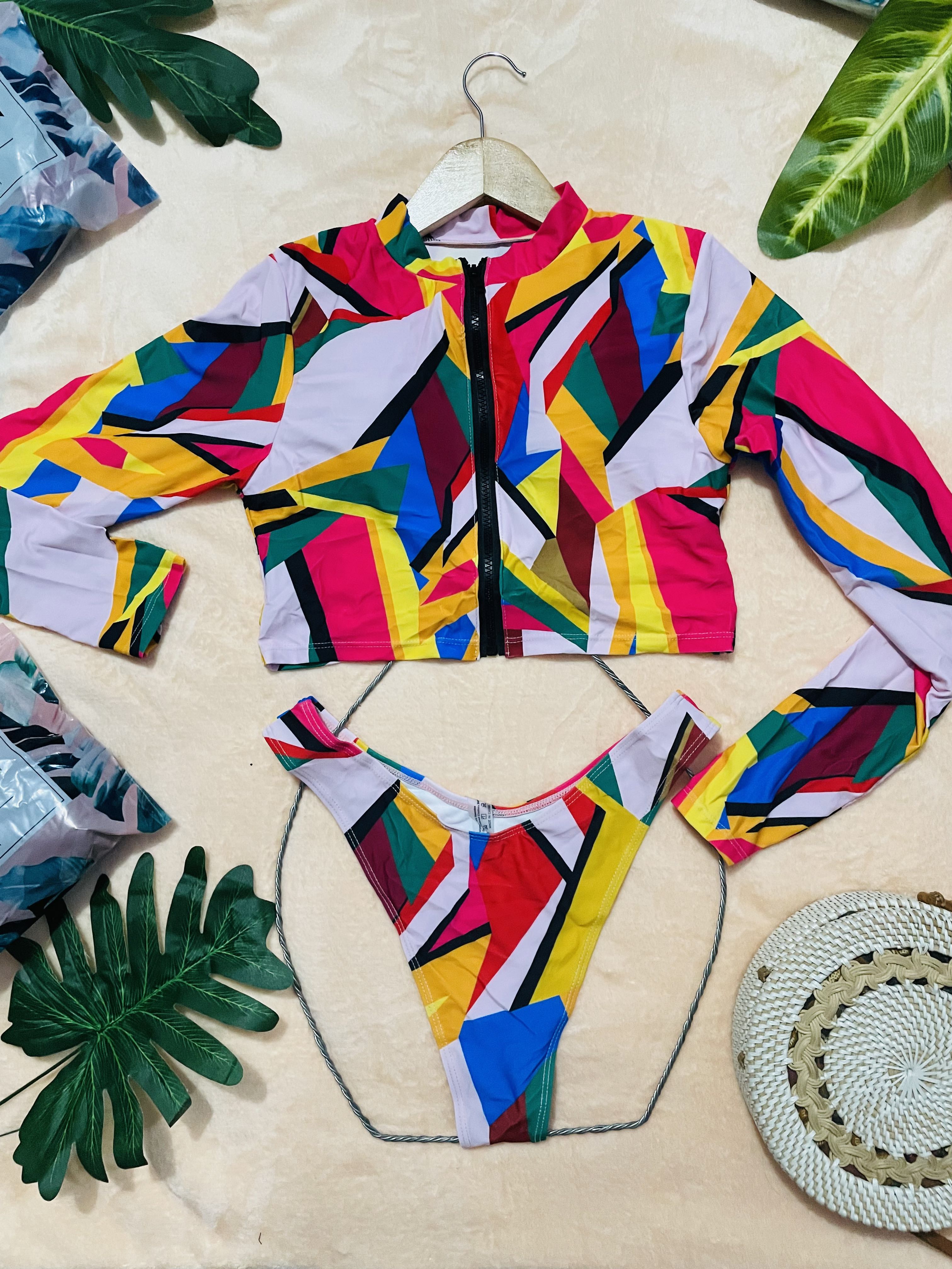 Rash Guard Crop Top Swimsuit, Women's Fashion, Swimwear, Rash guard on