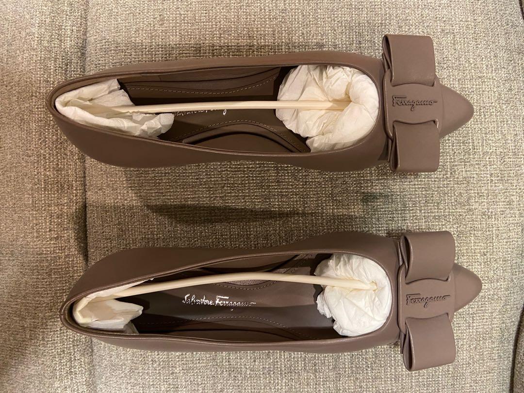 Salvatore ferragamo viva ballet flat clearance