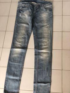 Standivarius jeans #SelaluUntung #AntarajaCarousell