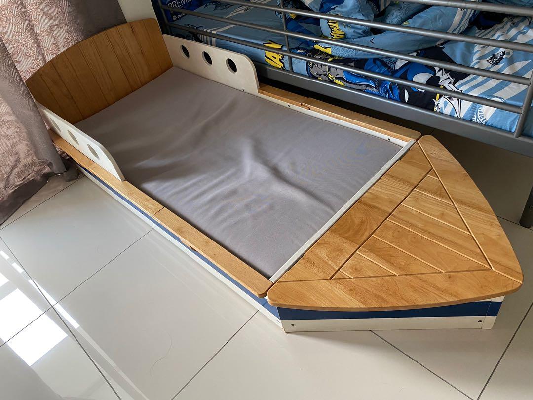 Toddler SHIP bed frame, Babies & Kids, Baby Nursery & Kids Furniture