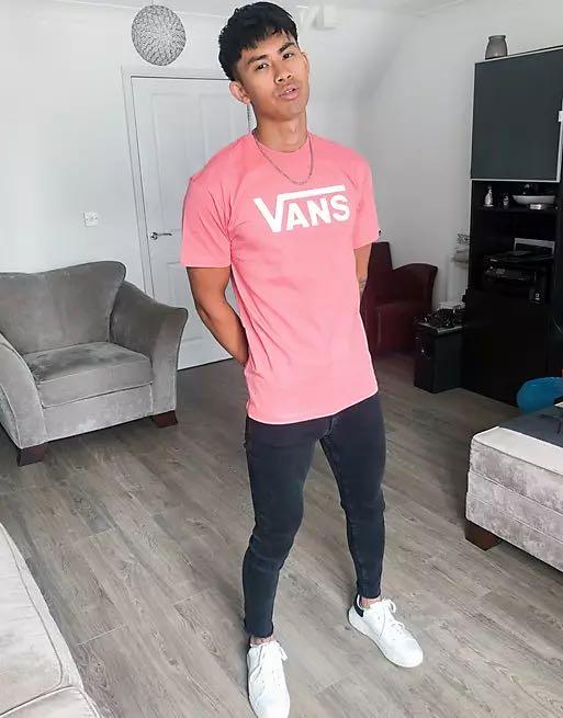 Light pink sales vans outfit
