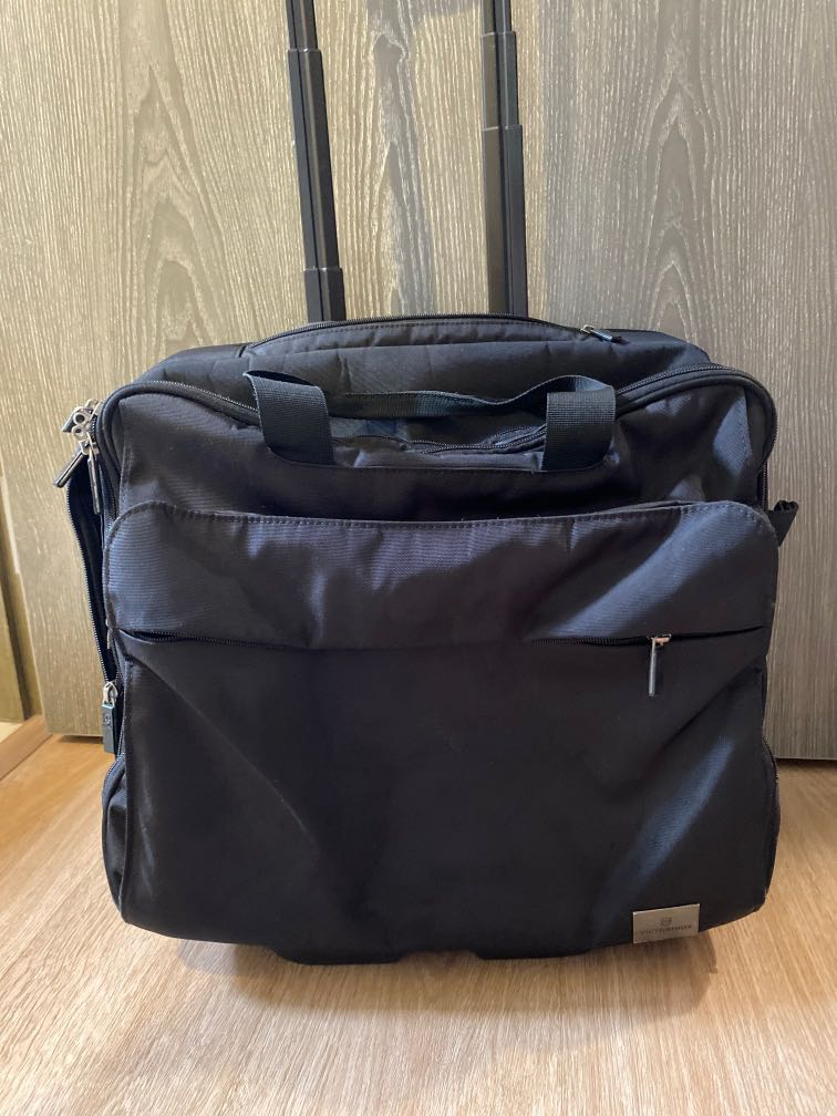 Victorinox cabin bag, Men's Fashion, Bags, Briefcases on Carousell