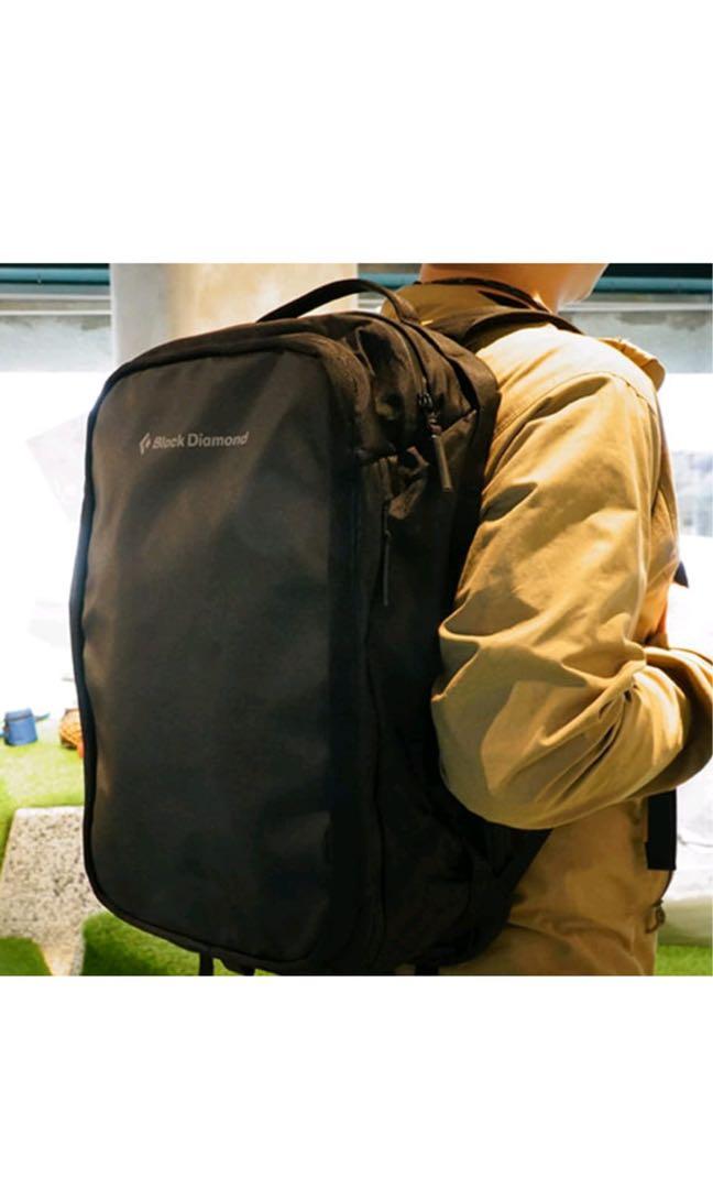 Black diamond Creek Mandate 28L Carousell