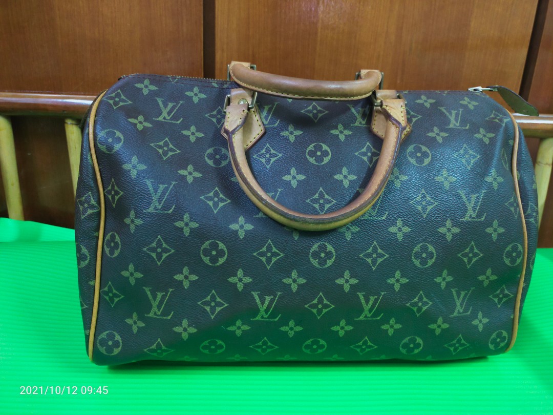 Lv copy ori (Bundle), Women's Fashion, Bags & Wallets, Purses & Pouches on  Carousell