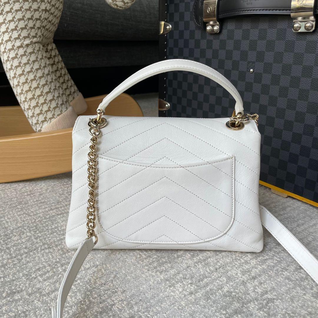 CHANEL CHEVRON CHIC GRAINED CALFSKIN LEATHER BAG Luxury Bags  Wallets on  Carousell