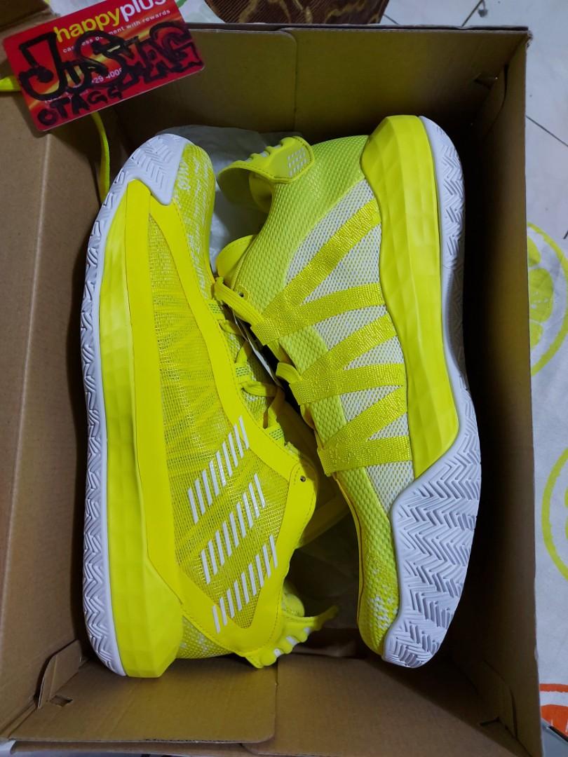 Dame 6 yellow, Men's Fashion, Footwear, Sneakers on Carousell
