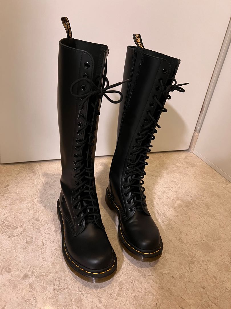 Dr.martens knee high boots 1B60 Women s Fashion Footwear