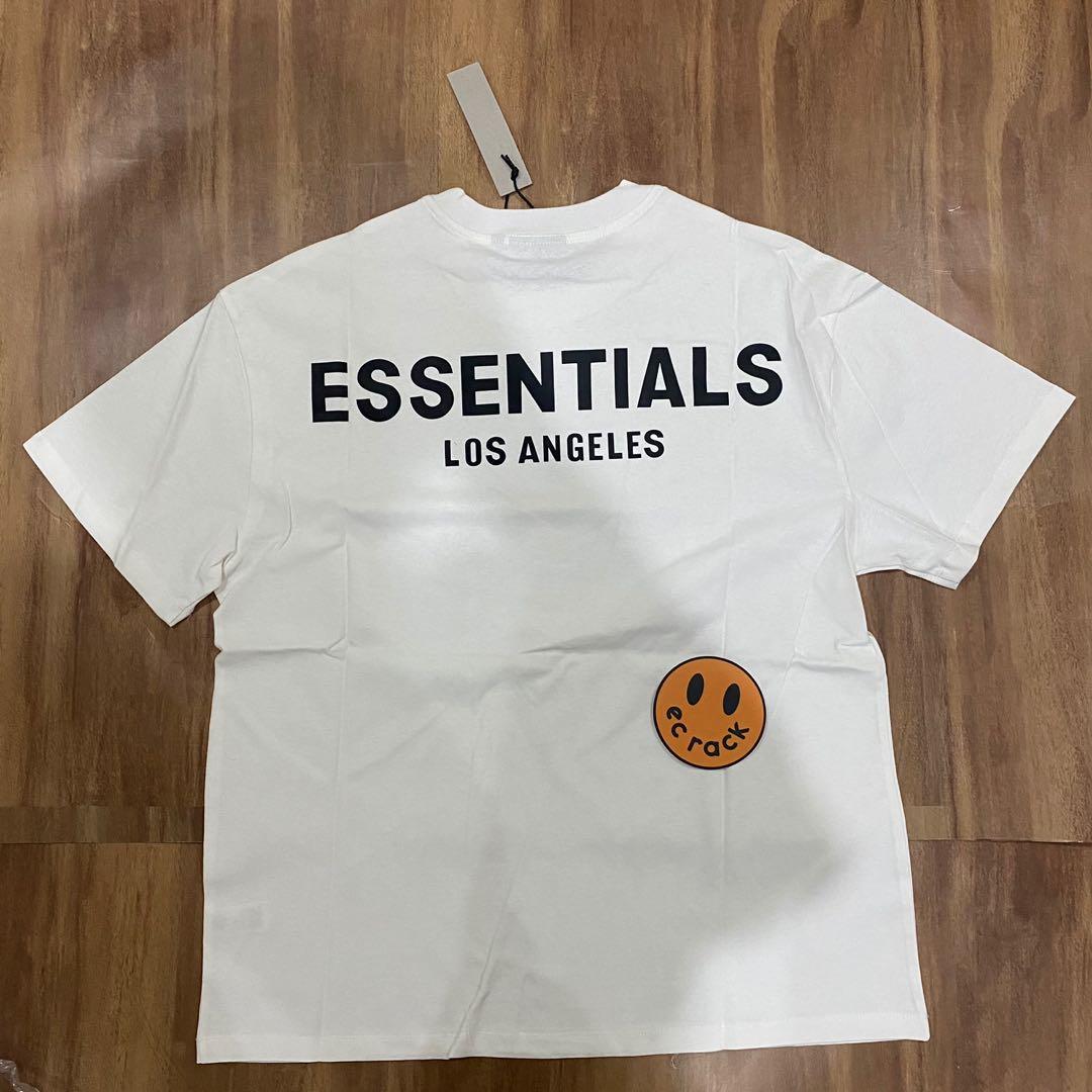 Essentials Fear of God Reflective Tee (Category: Tshirts & Polo Shirts ) located in Subic. Submitted by ec_rack (Listing ID 1126010777, Image 1). Description: ☑️ available for pre order only ☑️ ETA 10-14 days ☑️ Sizes: S M L XL ☑️ premium quality ₱1,100 plus shipping fee. Message us to inquire/purchase 🙌🏻.