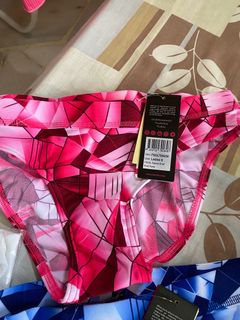 (Category: ) located in . Submitted by hotingfang91 (Listing ID 1125945735, Image 1). Description: .