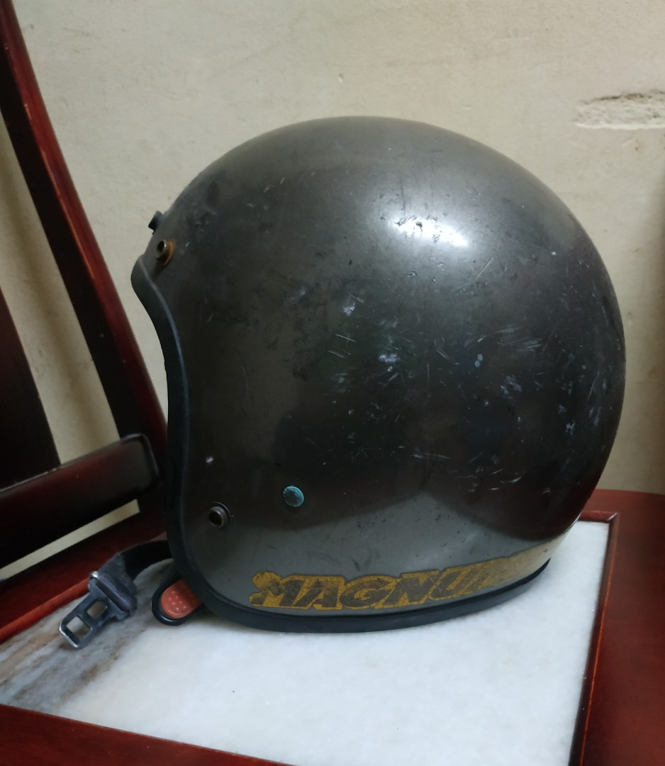 Helmet magnum bell 5 top button price