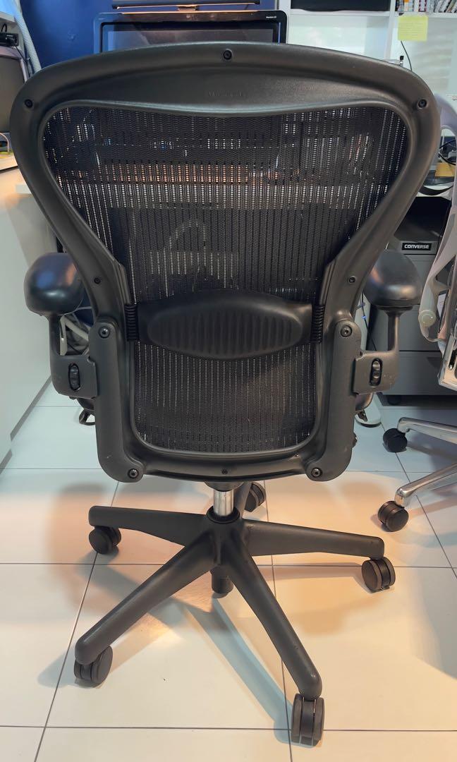 Herman miller aeron size b fully loaded, Furniture & Home Living, Home