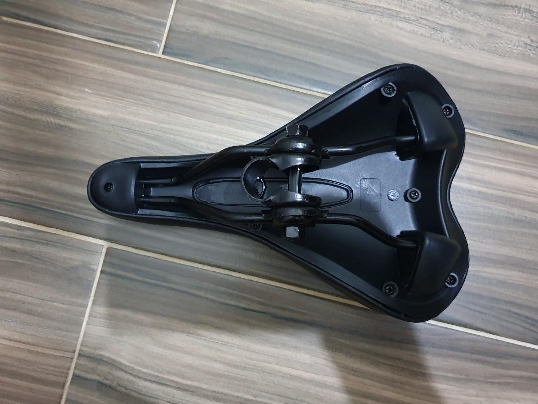 Java bicycle saddle (Category: Parts & Accessories) located in Singapore. Submitted by rockey856 (Listing ID 1126066145, Image 3). Description: java zelo v2 bicycle saddle. used only once. selling because I changed it after buying the bike. bike seat foldie foldable bicycle.