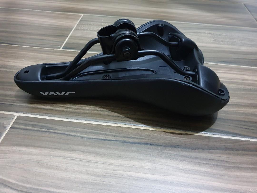 Java bicycle saddle (Category: Parts & Accessories) located in Singapore. Submitted by rockey856 (Listing ID 1126066145, Image 4). Description: java zelo v2 bicycle saddle. used only once. selling because I changed it after buying the bike. bike seat foldie foldable bicycle.