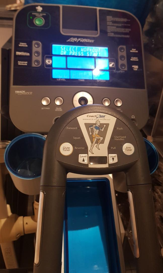 life fitness x5 elliptical cross trainer, Sports Equipment, Exercise