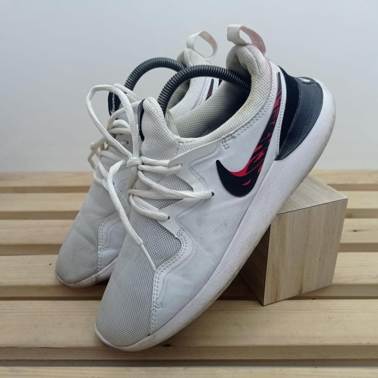 Nike tessen sales off white