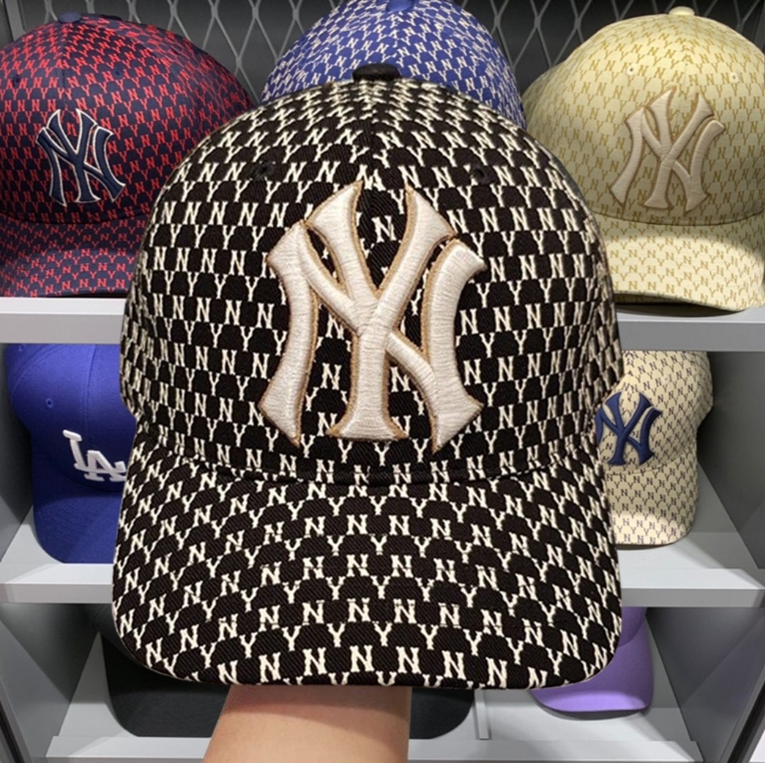 Jual MLB Korea Gold Bee Sctructured Ball Cap NY Yankees  Black Original  2023  ZALORA Indonesia 