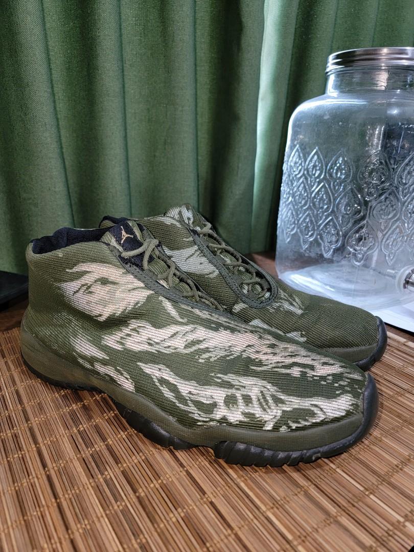 Jordan future green camo top