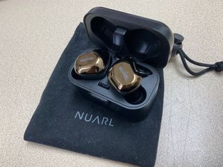 （分類：）位於 。 由 sony3618 提交（商品編號 1125978575，圖片 1）。簡介： 。