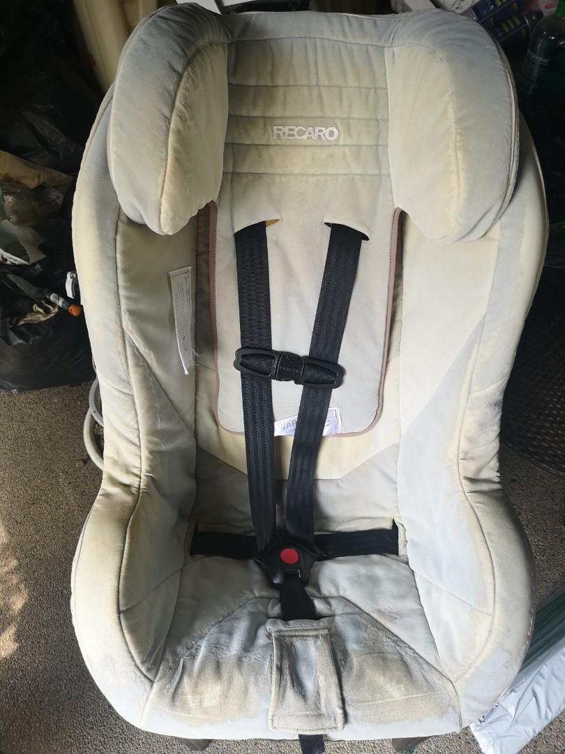Recaro Expired Car seat, Babies & Kids, Going Out, Car Seats on Carousell