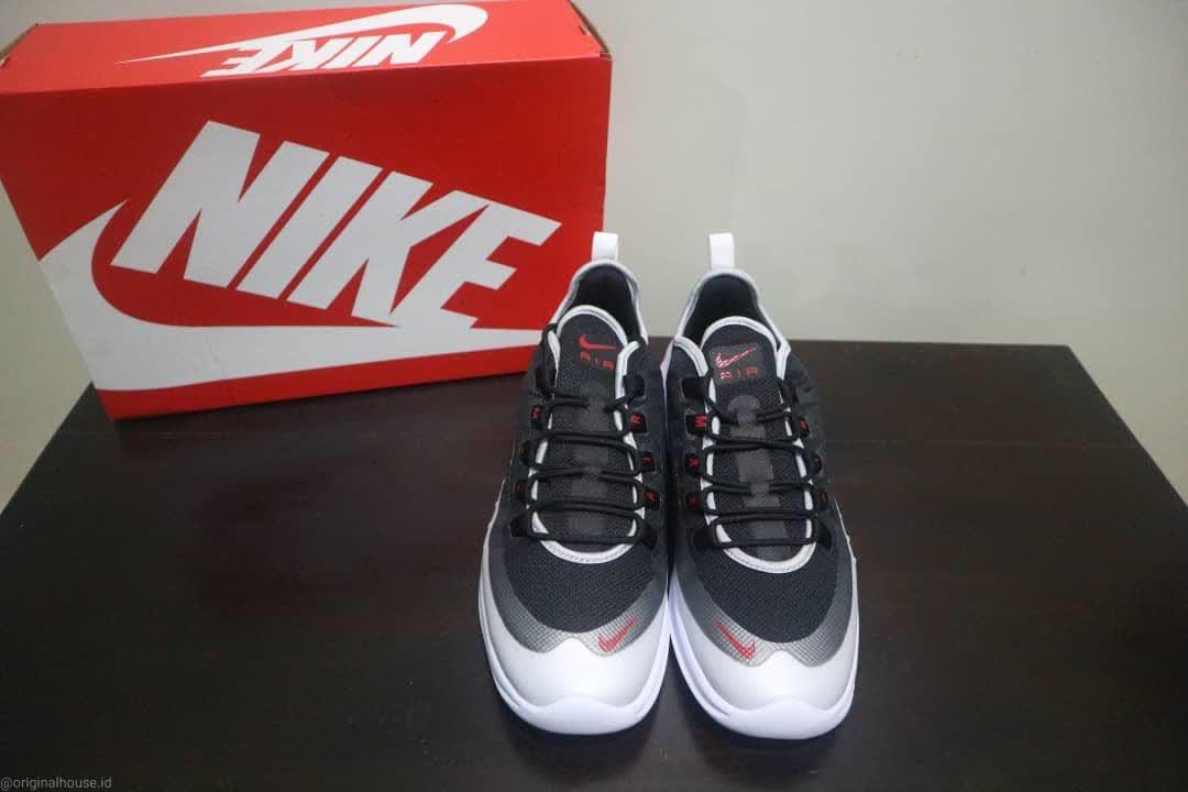 SALE NIKE AIR MAX AXIS SIZE 44, Fesyen Pria, Sepatu , Sneakers di Carousell