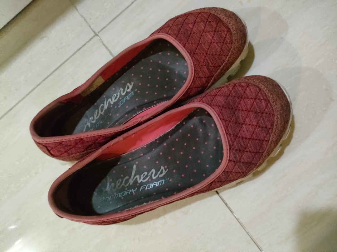 Maroon sketchers new arrivals