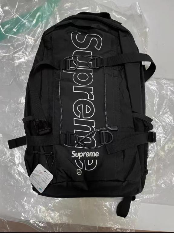 supreme 18FW backpack 背囊, 女裝, 手袋及銀包, 背囊- Carousell