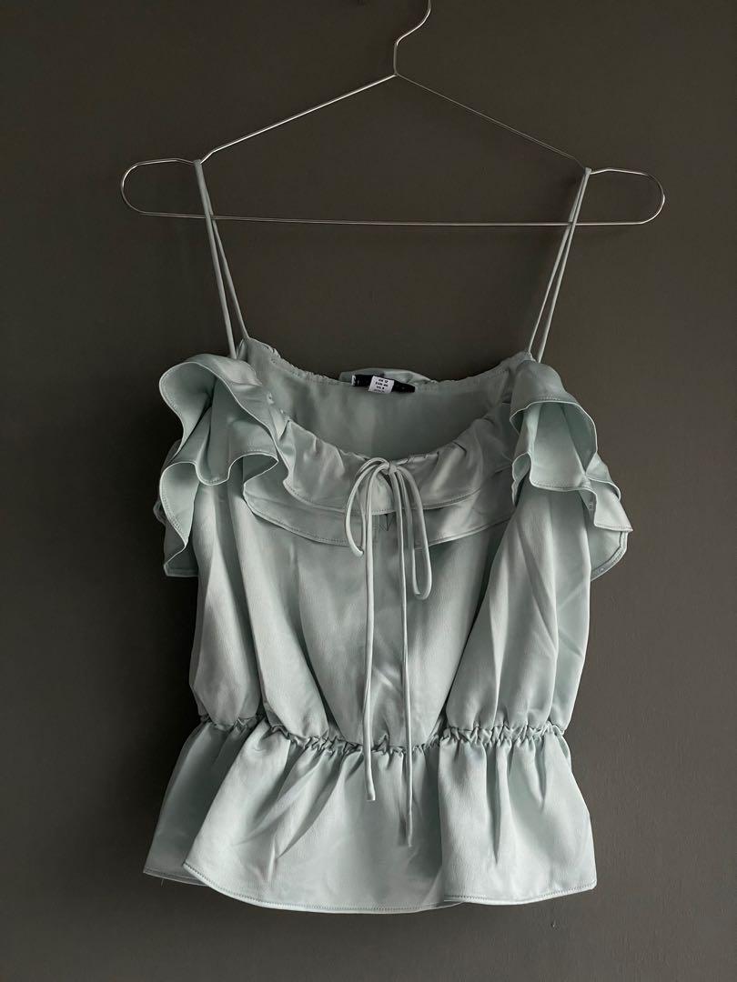 💚Topshop Satin Ruffle Spaghetti Top Baby Green, Women's Fashion, Tops,  Sleeveless on Carousell