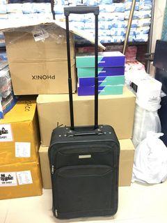Travel Luggage (13 x 16.5 x 20")