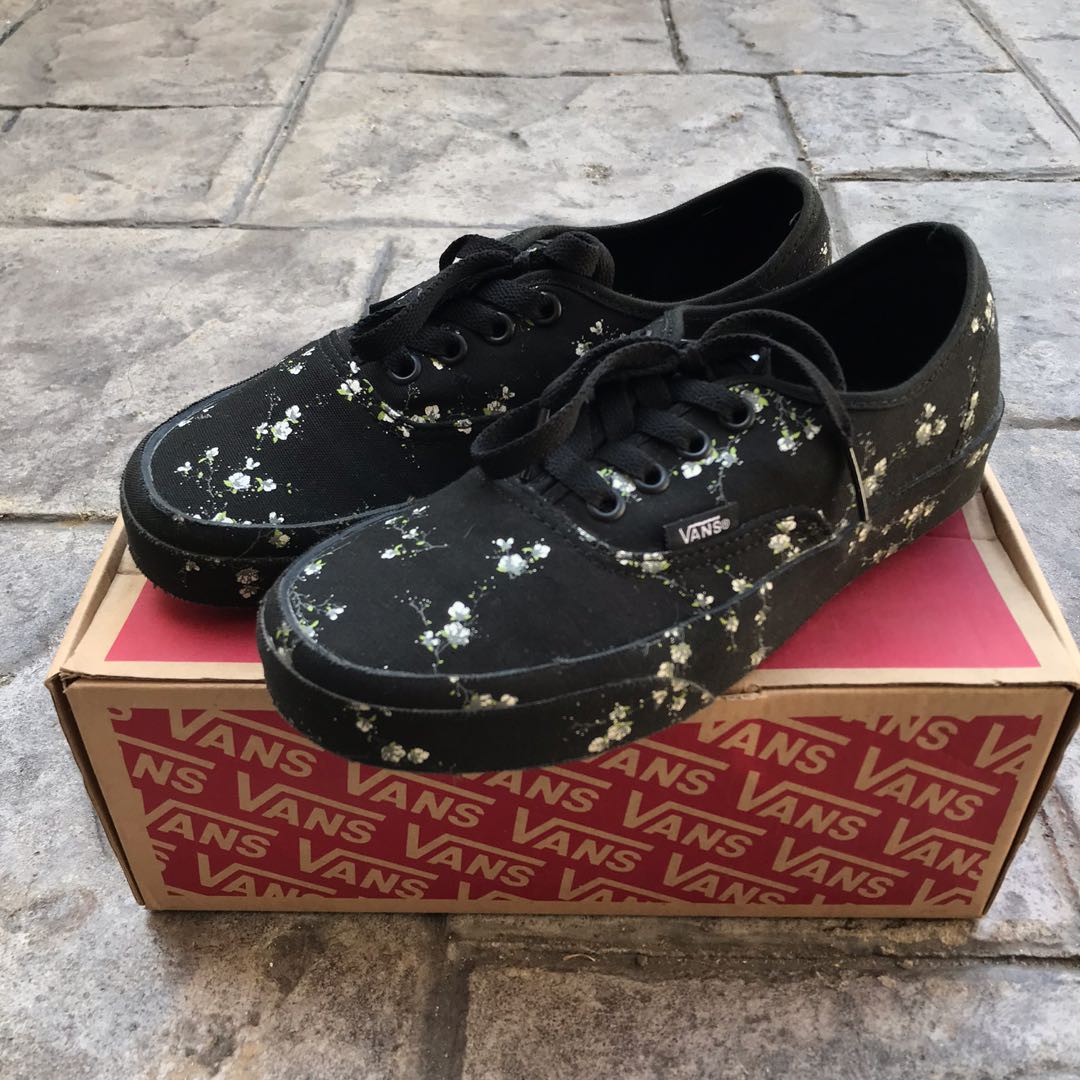 vans midnight floral authentic