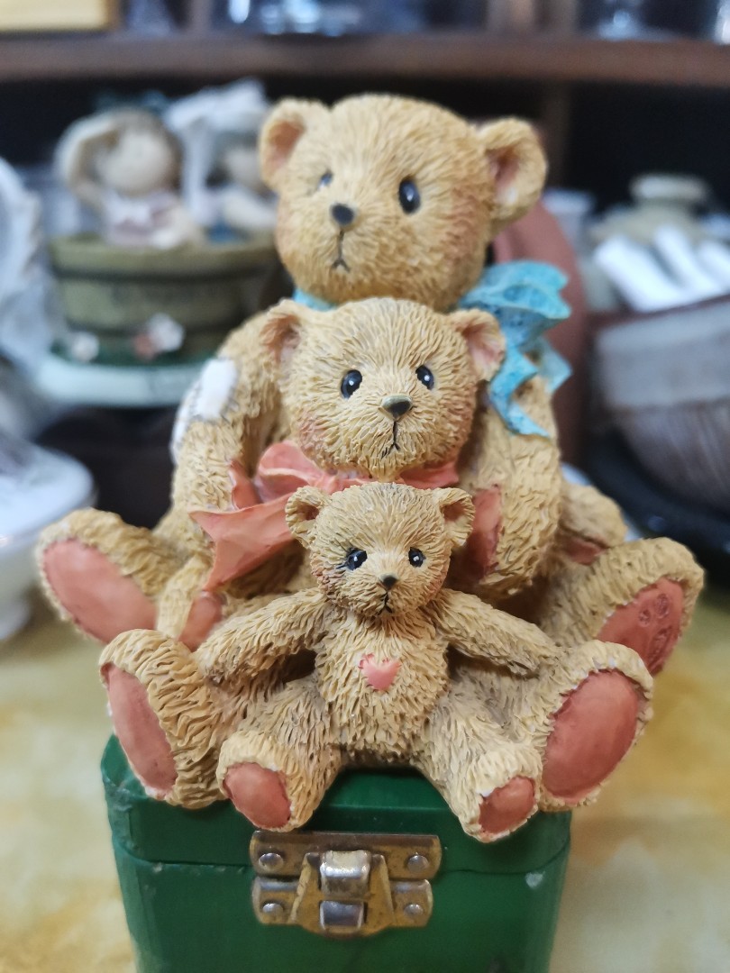Retired cherished teddies hotsell