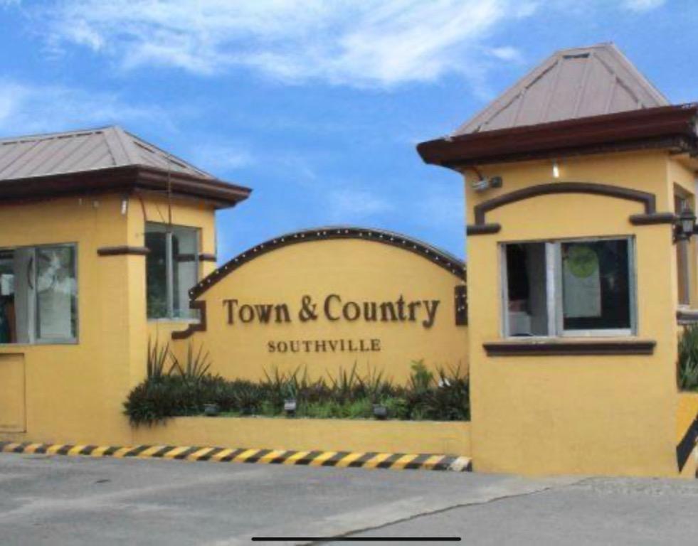 150 sqm lot for sale in Town & Country Subdivision Binan Laguna