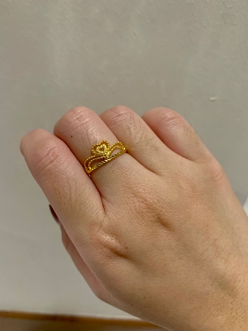 916 22K gold crown ring
