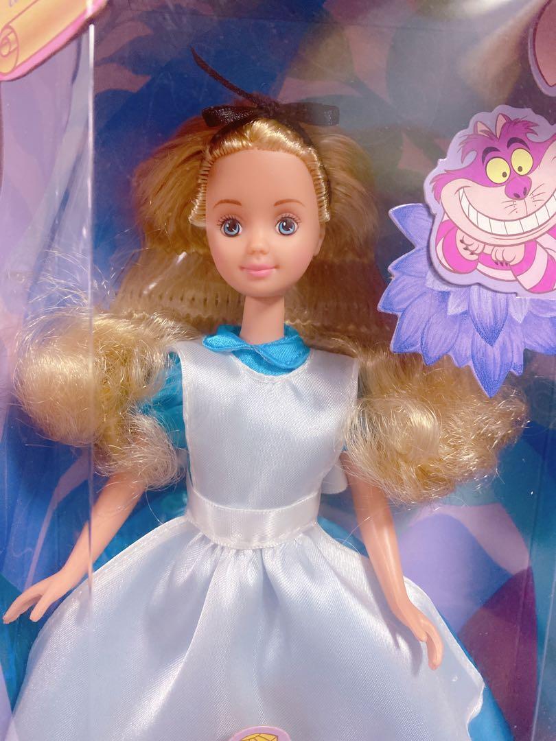Walt Disneys Alice in Wonderland Barbie Doll NRFB by Mattel 21933