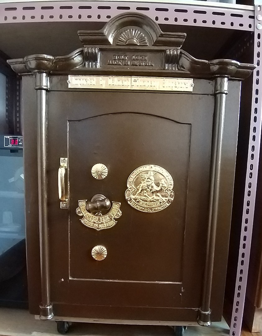 Garage Sale A1 Quality BOLT LOCK Made in Austria, Furniture & Home