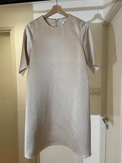 （分類：）位於 。 由 lilzku 提交（商品編號 1126284033，圖片 1）。簡介： 。