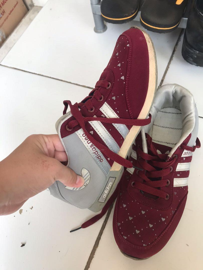 neo sneakers