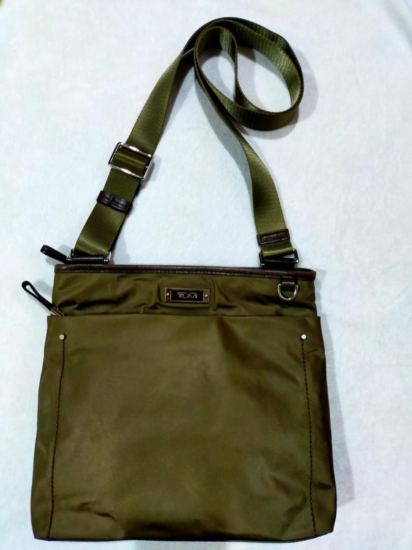 Tumi voyageur sling bag online