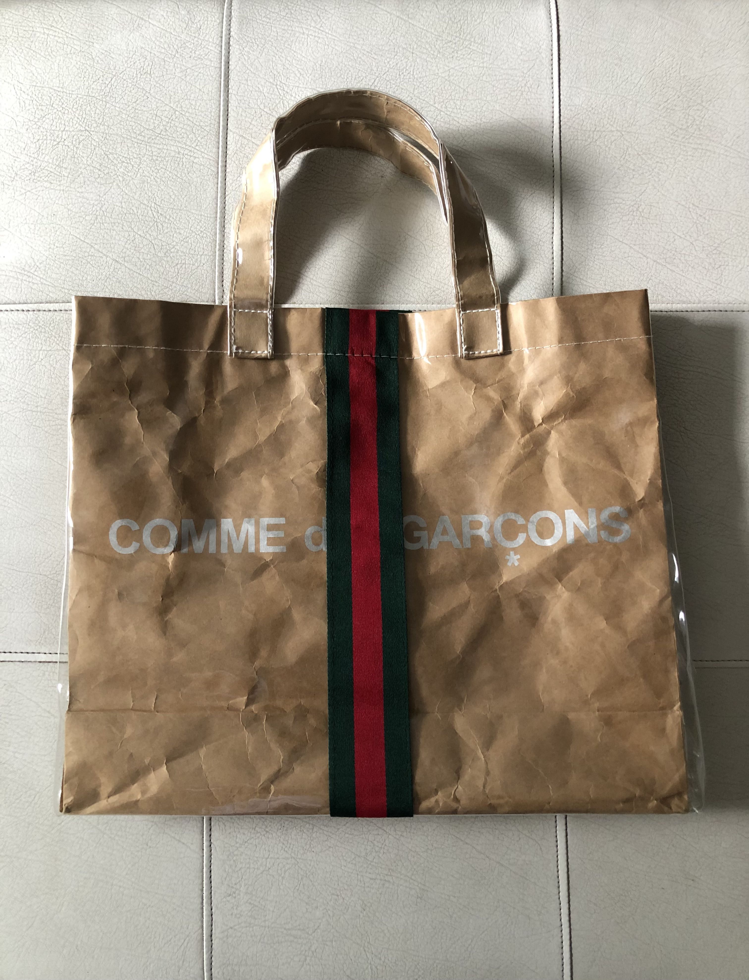 nærme sig at se antage Comme des Garcons x Gucci Tote Bag CDG, Luxury, Bags & Wallets on Carousell