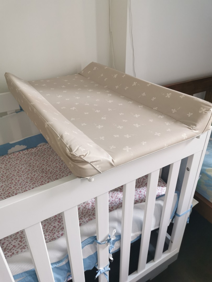 Cot diaper changing board, Babies & Kids, Baby Nursery & Kids Furniture