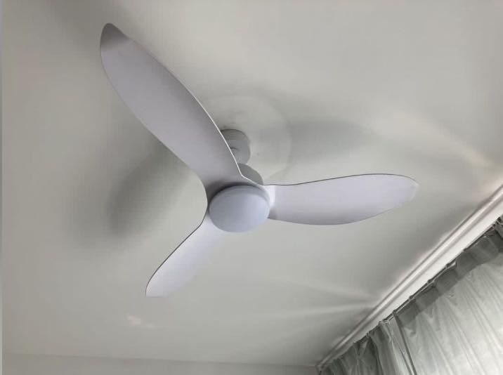 Dismantled - Ceiling fan (less than a 