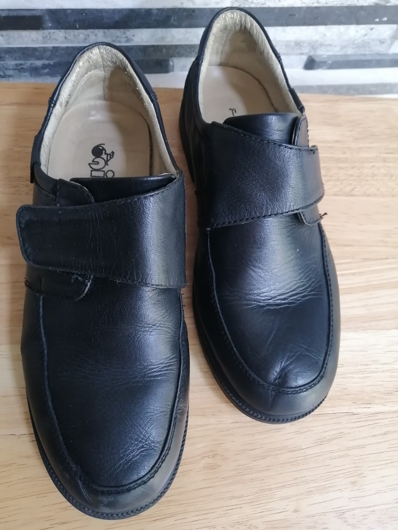 Gibi black school shoes top