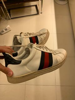 (Category: ) located in . Submitted by dietprada___ (Listing ID 1126291293, Image 1). Description: .