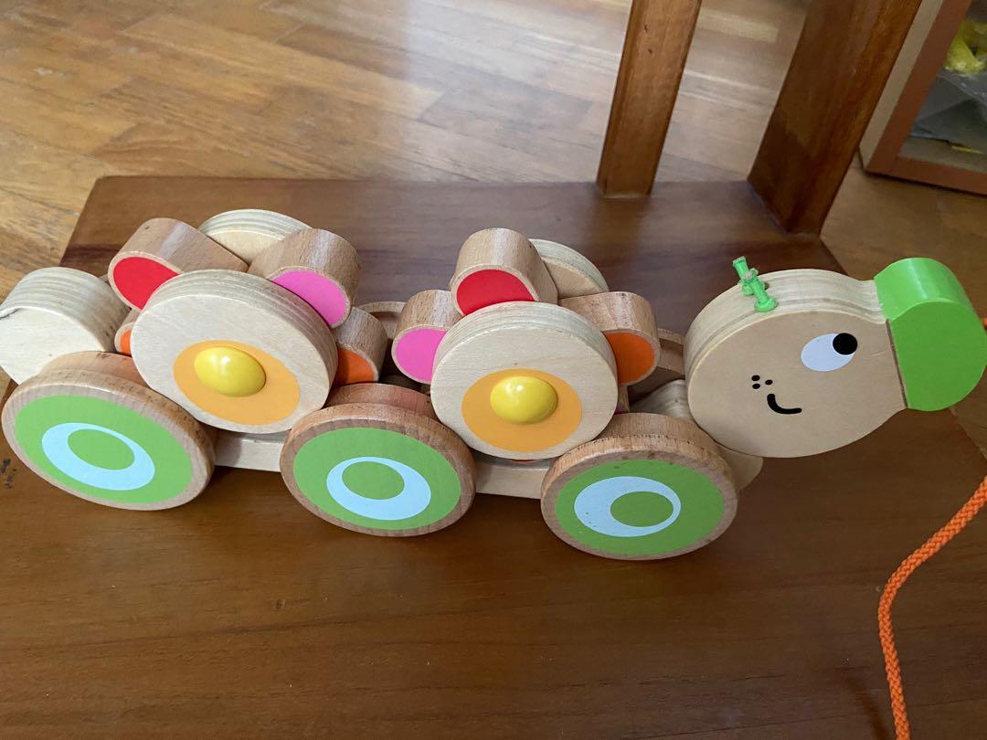 hape walk along caterpillar